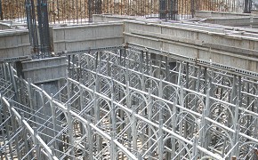 高雄大型建築CNS4750鷹架搭設照片