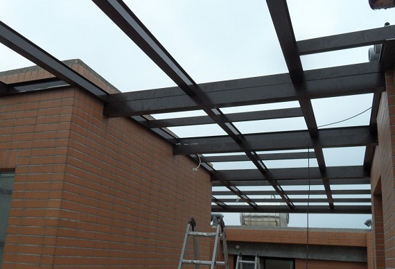 雲陽採光罩 彰化店面雨遮施工完工案例